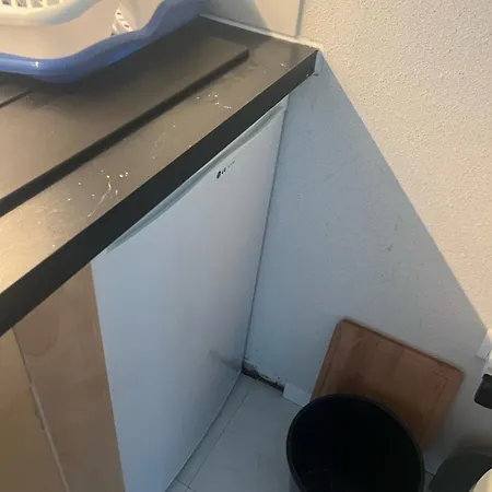 2 Pieces Apartment *